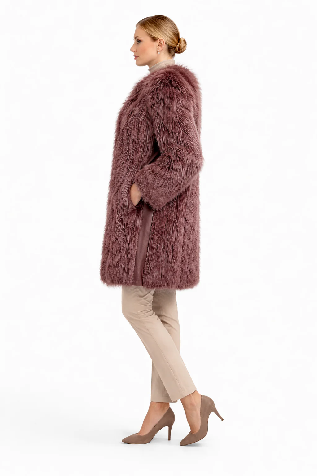 37" Rosa Rosetti Dyed Feather Silver Fox Coat - Image 3