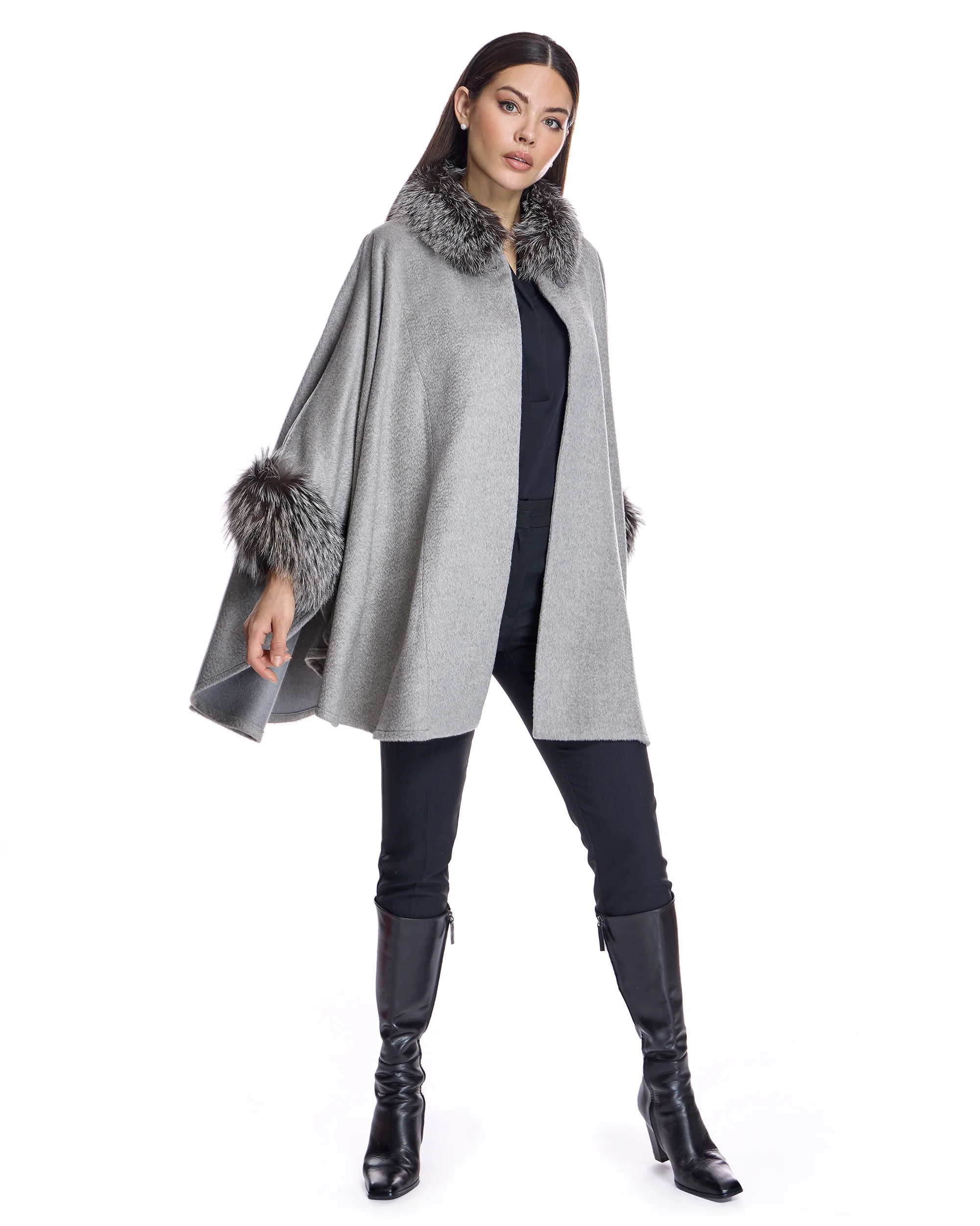 Alpaca Cape with Dyed Silver Fox - Image 3