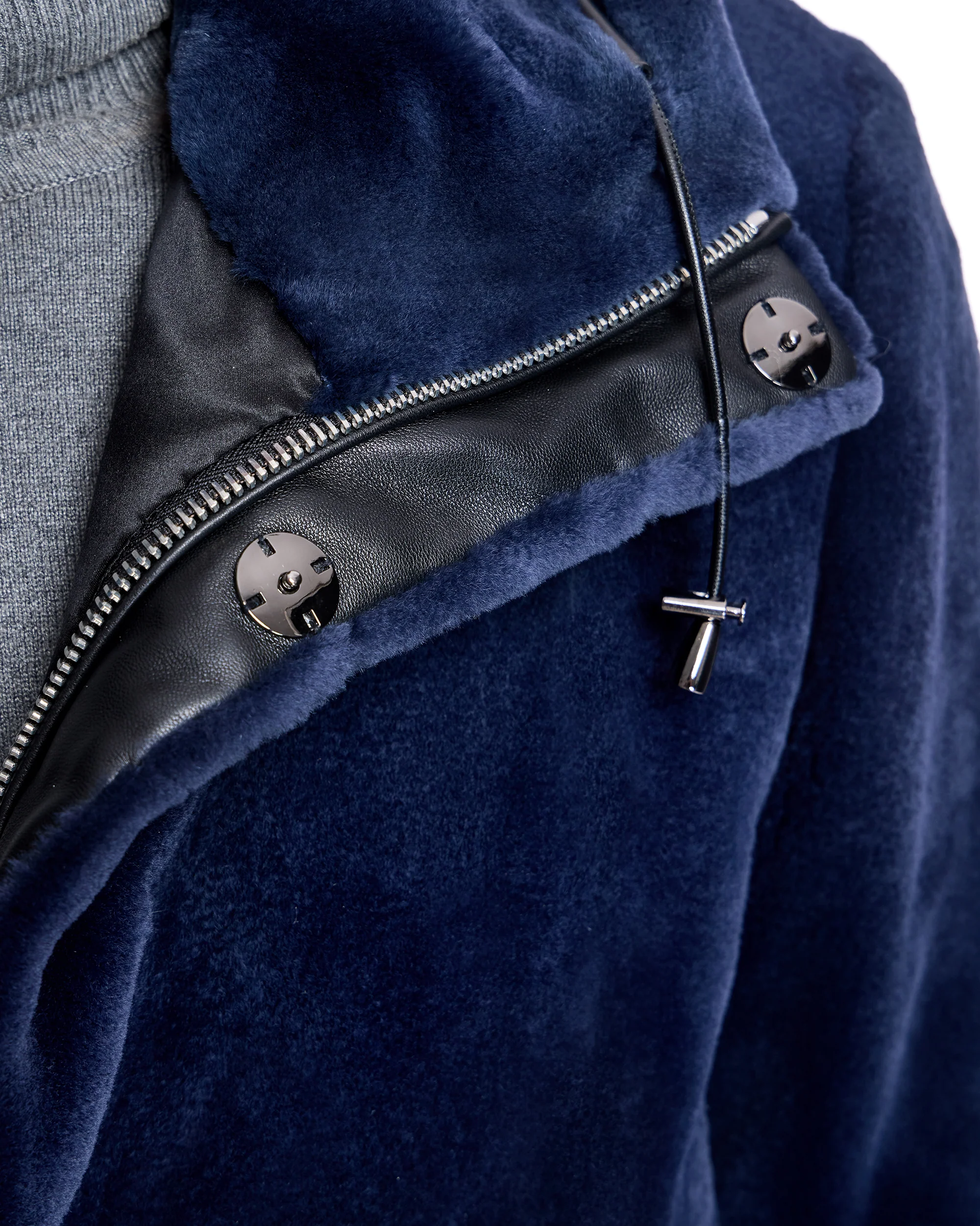Men's Sheared Mink Hooded Coat - Image 5
